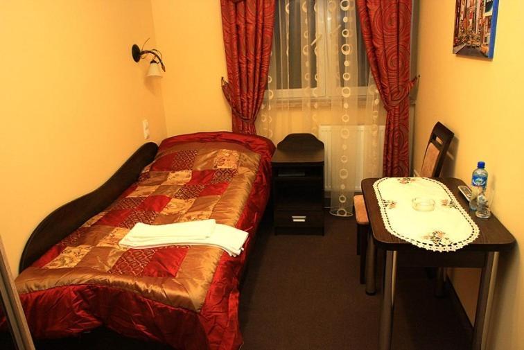Hotel Andersen Rzeszow Phòng bức ảnh