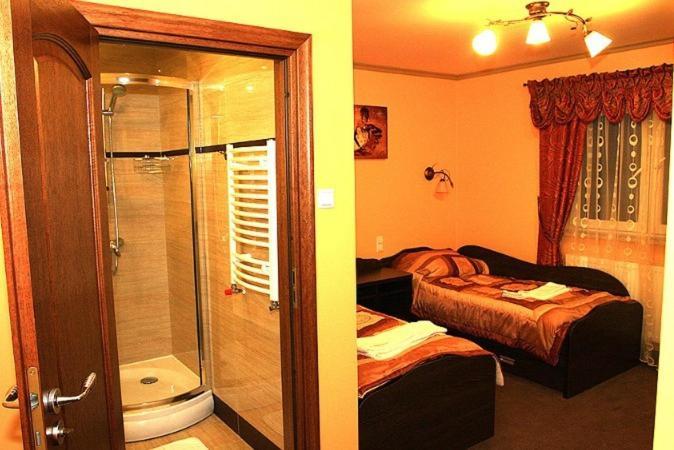 Hotel Andersen Rzeszow Phòng bức ảnh