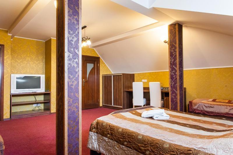 Hotel Andersen Rzeszow Ngoại thất bức ảnh